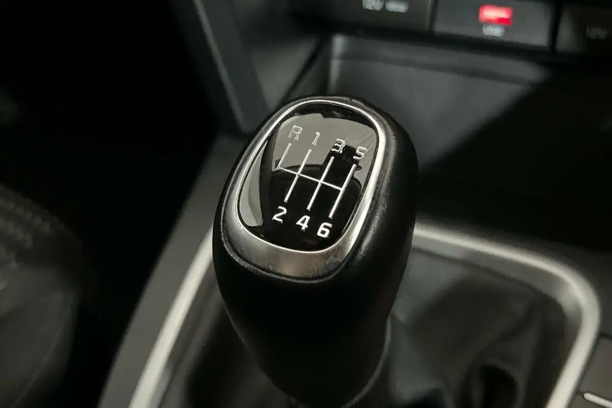 2021-kia-xceed-10-t-gdi-2-big-16