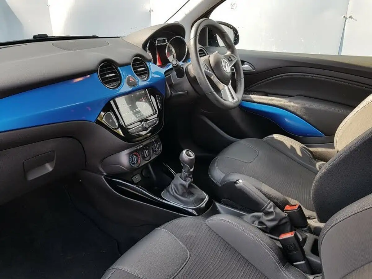 2019-vauxhall-adam-12i-griffin-big-4