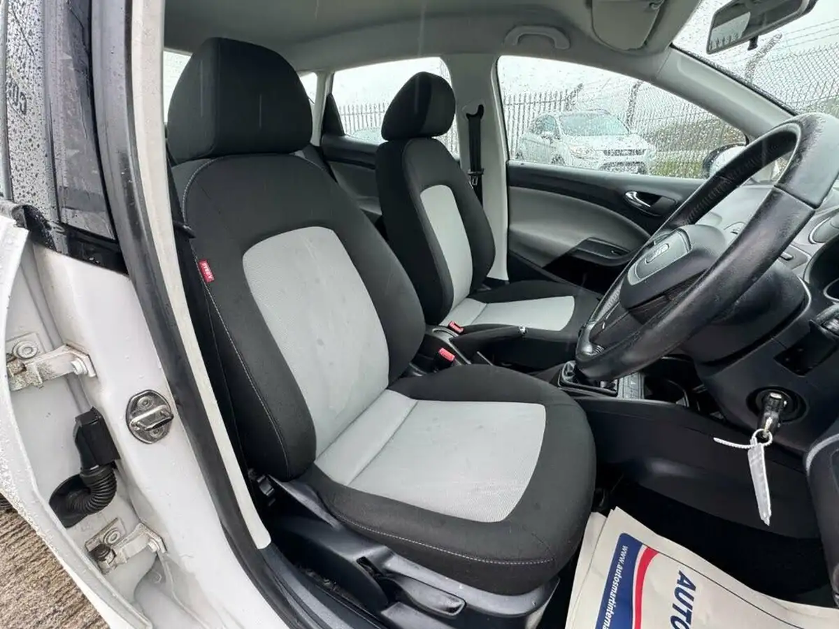 2012-seat-ibiza-14-se-16v-85ps-hatchback-5d-big-23