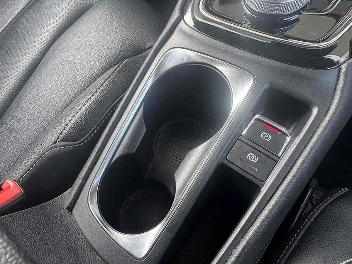 2021-mg-mg5-e-exclusive-ev-long-range-big-27