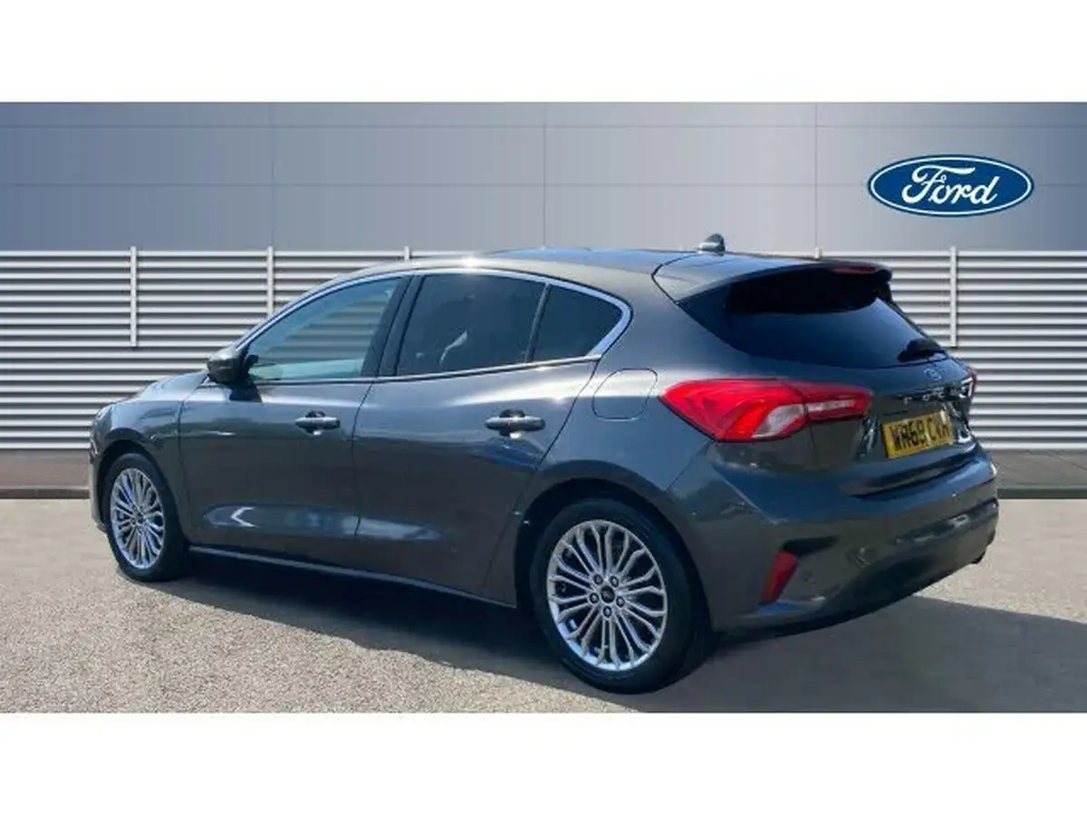 2019-ford-focus-10t-titanium-x-hatchback-big-1