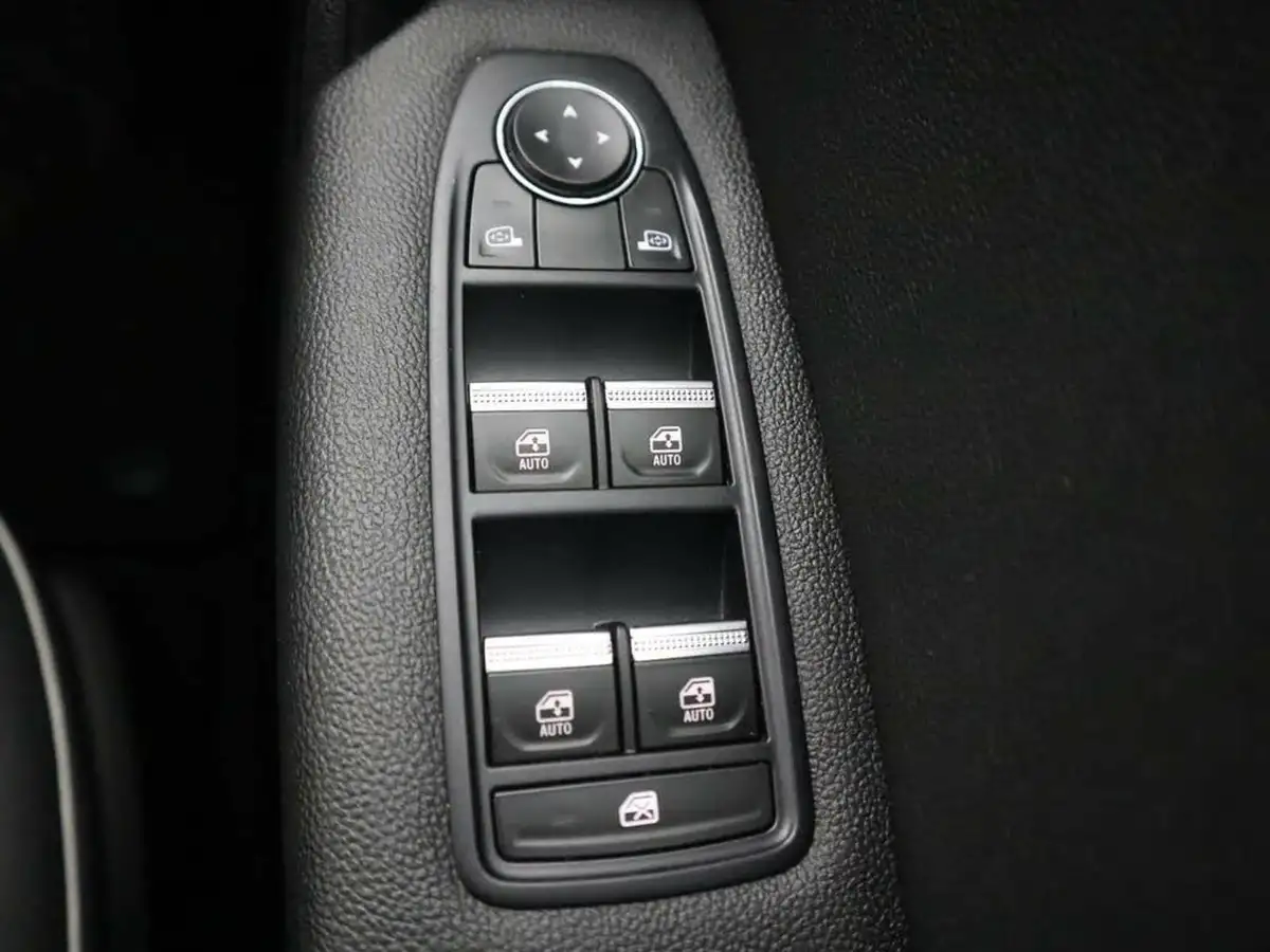 2022-renault-captur-10-tce-techno-big-25