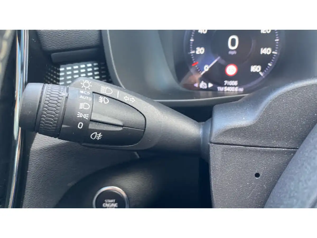 2021-volvo-xc40-15-t3-r-design-pro-163bhp-geartronic-big-22
