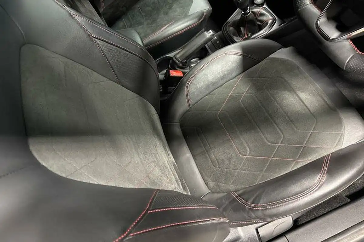 2022-ford-fiesta-10t-st-line-x-100ps-big-24