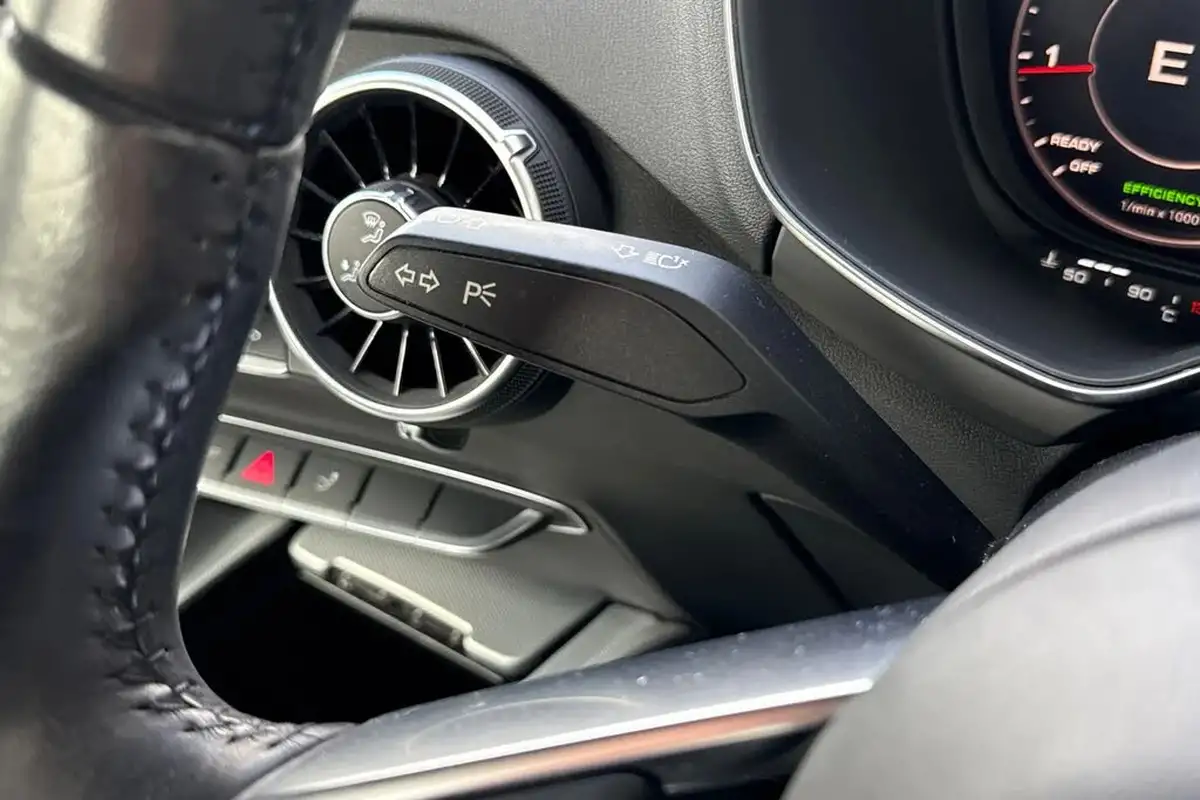 2016-audi-tt-coupe-18-tfsi-sport-big-50