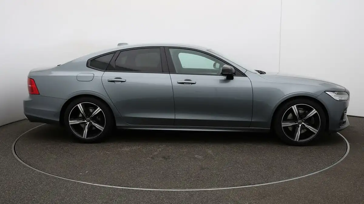 2020-volvo-s60-20-b5-r-design-big-41