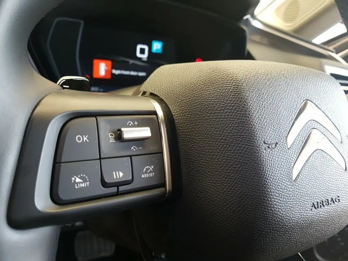 2023-citroen-c5-x-12-puretech-shine-big-14