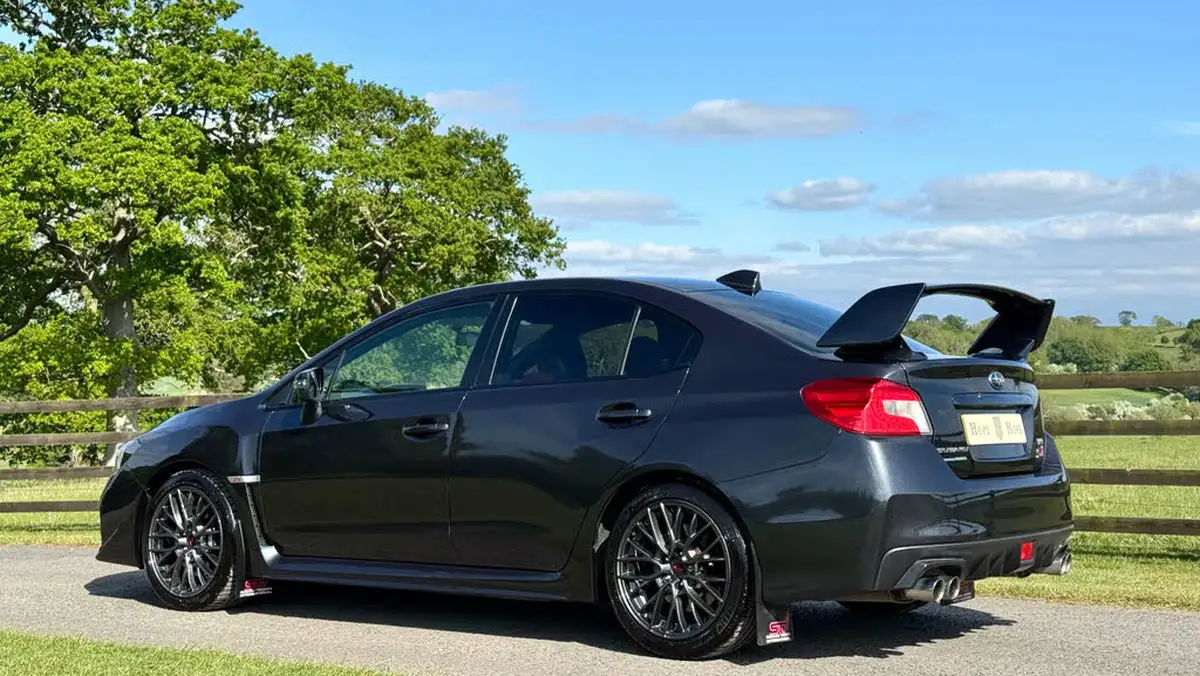 2016-subaru-wrx-25-sti-type-uk-big-20