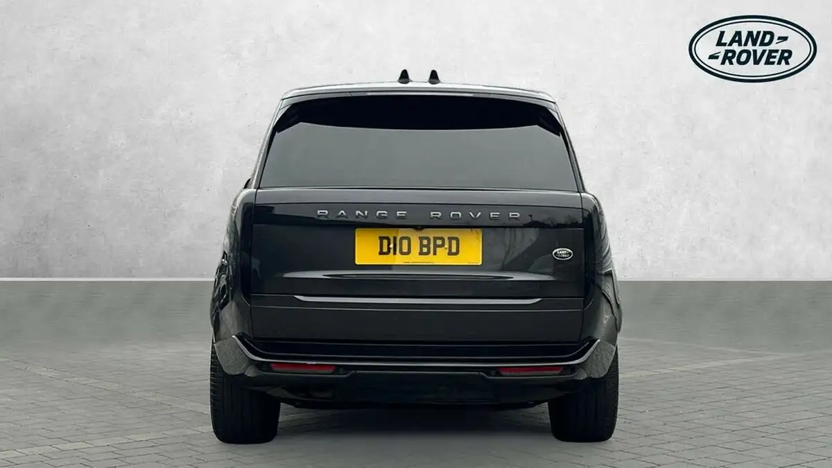 2023-land-rover-range-rover-30-d350-hse-big-5