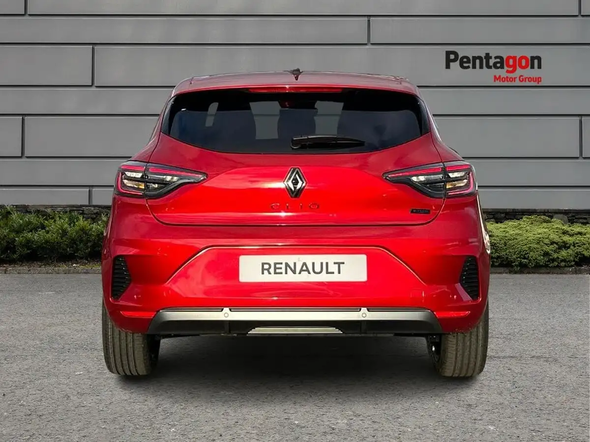 2025-renault-clio-16-esprit-alpine-big-13