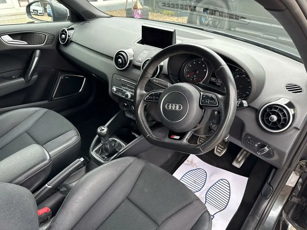 2016-audi-a1-14-s-line-150ps-cod-hatchback-3d-big-10