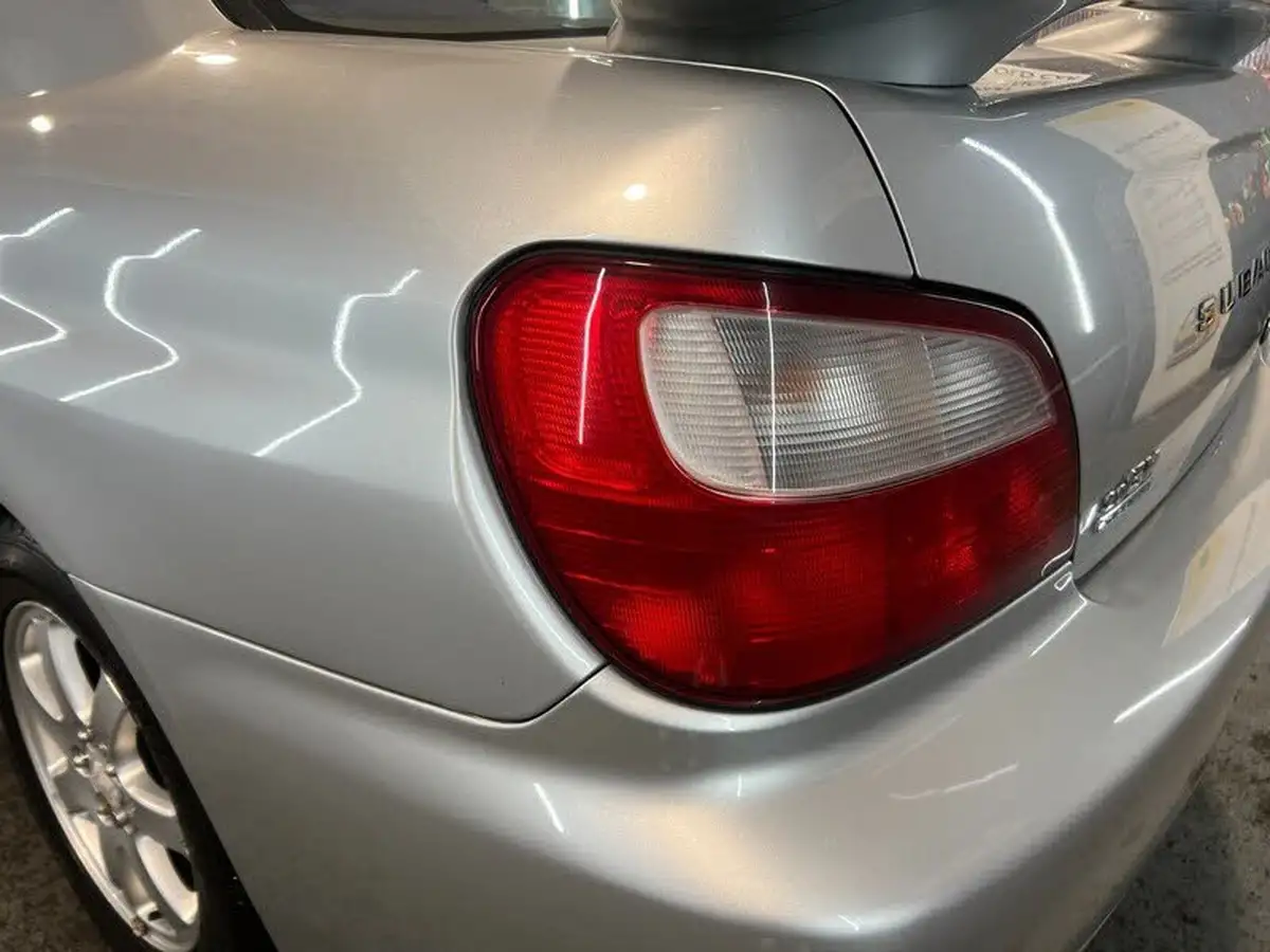 2002-subaru-impreza-20-gx-saloon-4d-auto-big-10