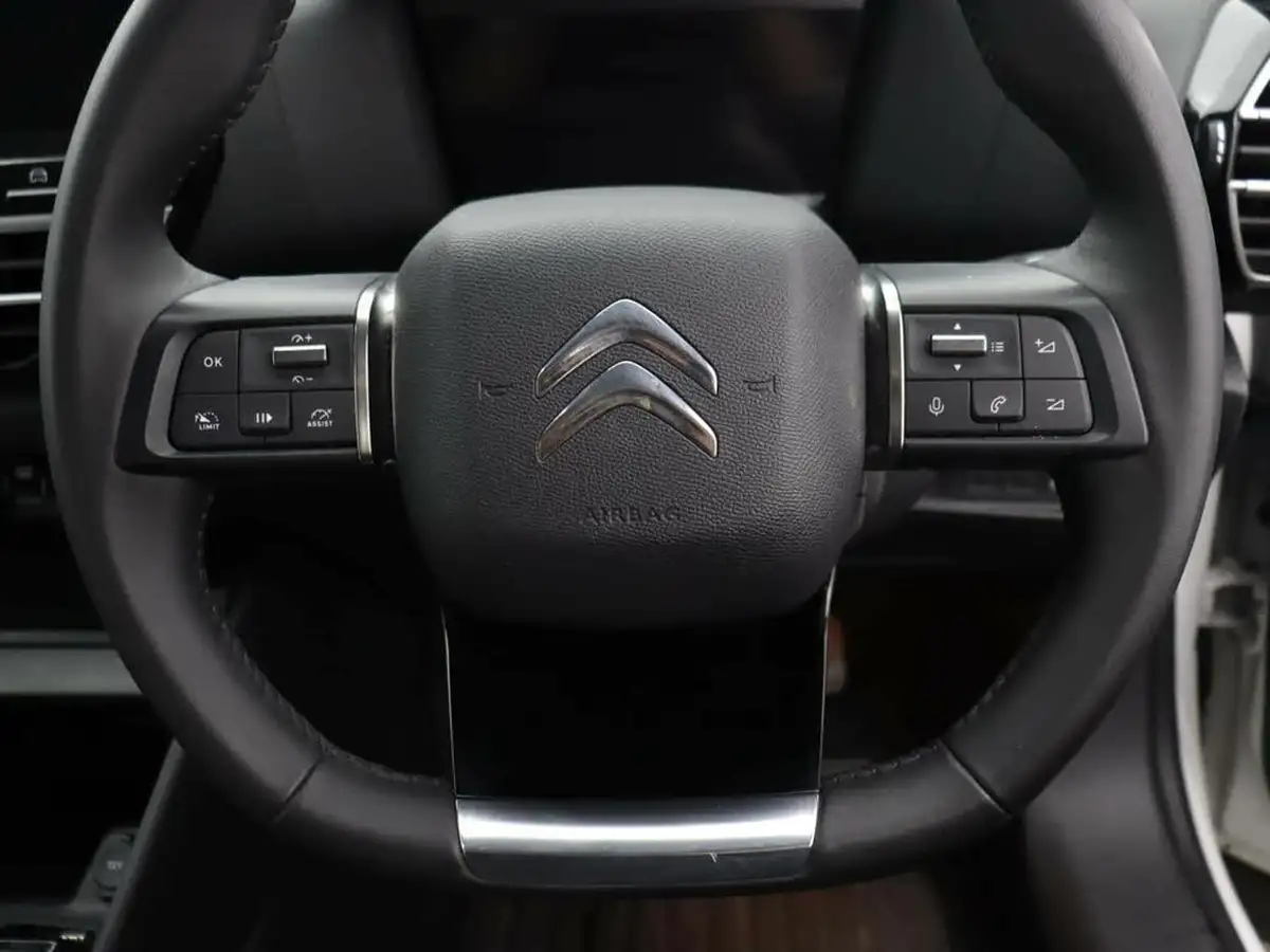 2022-citroen-c4-12-puretech-sense-big-28