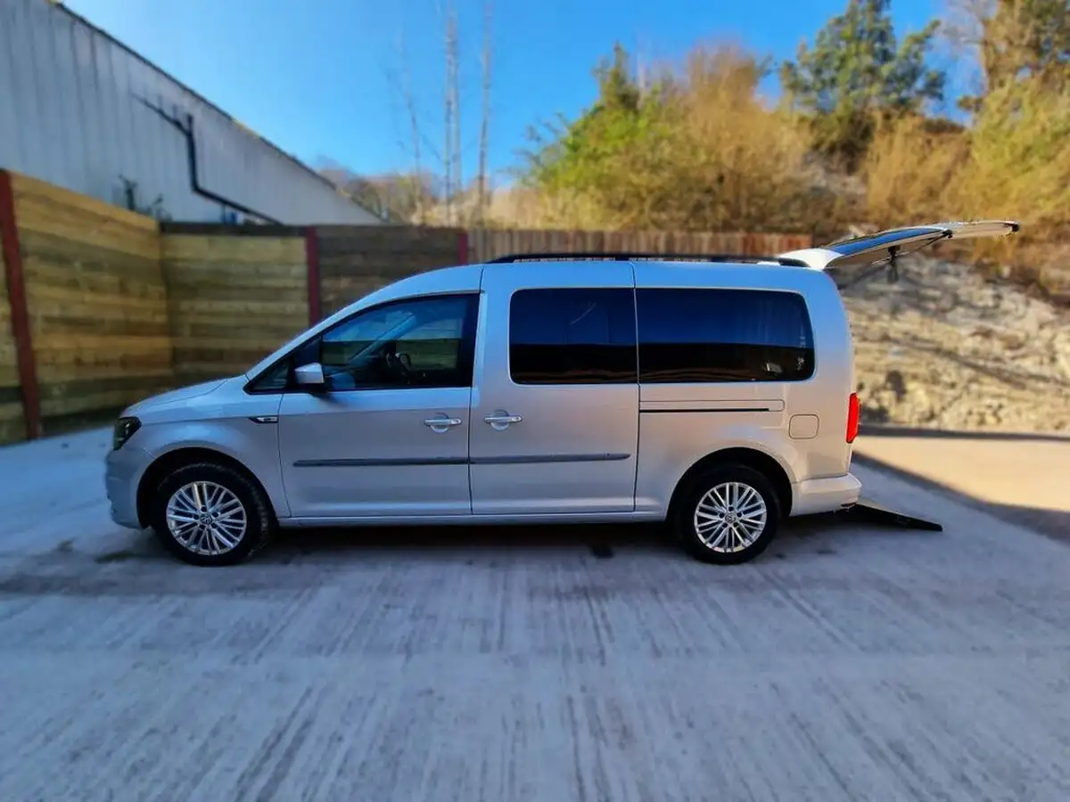 2017-volkswagen-caddy-maxi-life-20tdi-c20-102ps-dsg-big-16