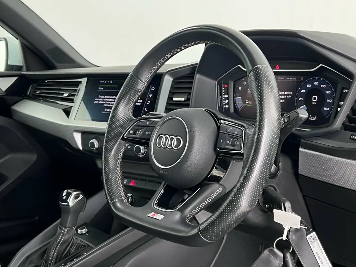 2022-audi-a1-15-35-tfsi-s-line-big-10