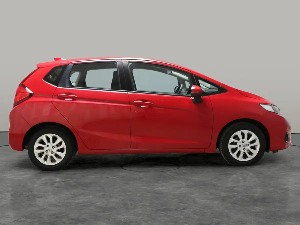 2019-honda-jazz-13-i-vtec-se-navi-big-8