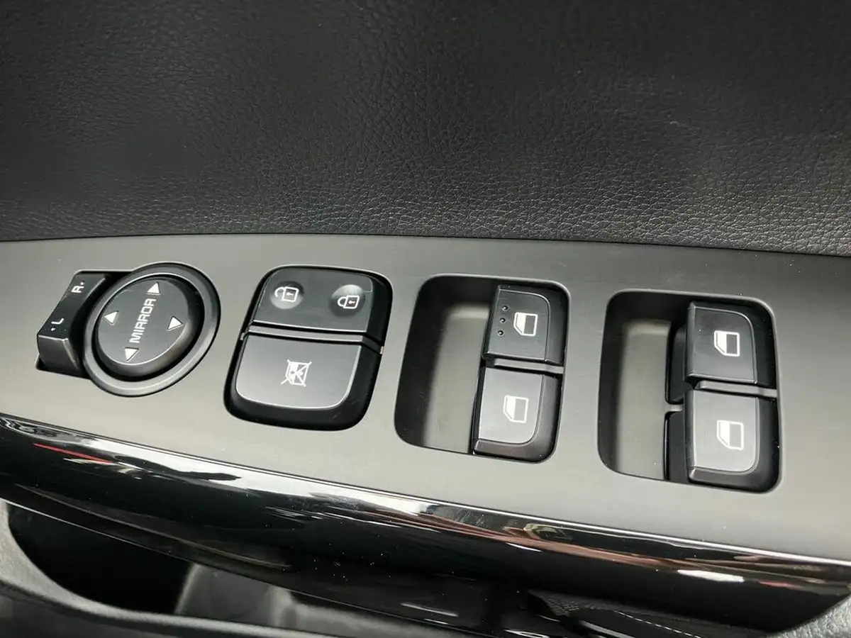 2025-kia-picanto-10-2-big-17
