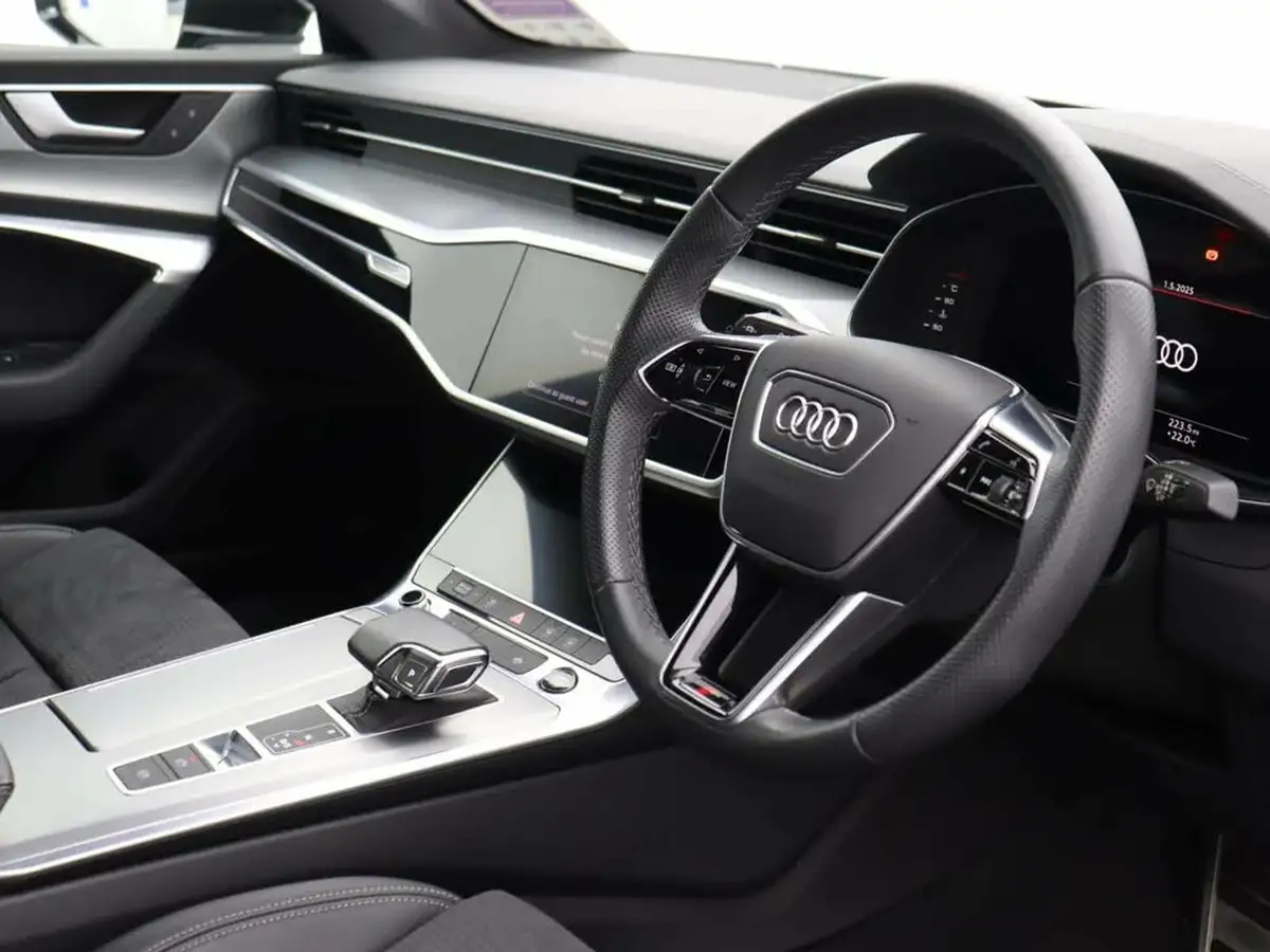 2022-audi-a6-saloon-20-40-tfsi-s-line-big-11