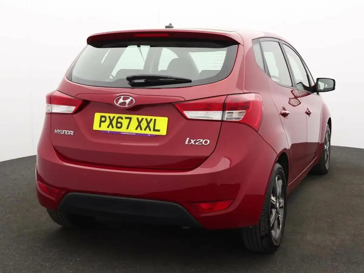 2017-hyundai-ix20-14-se-big-4
