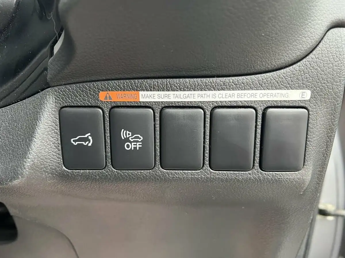 2018-mitsubishi-outlander-24-5h-phev-big-57