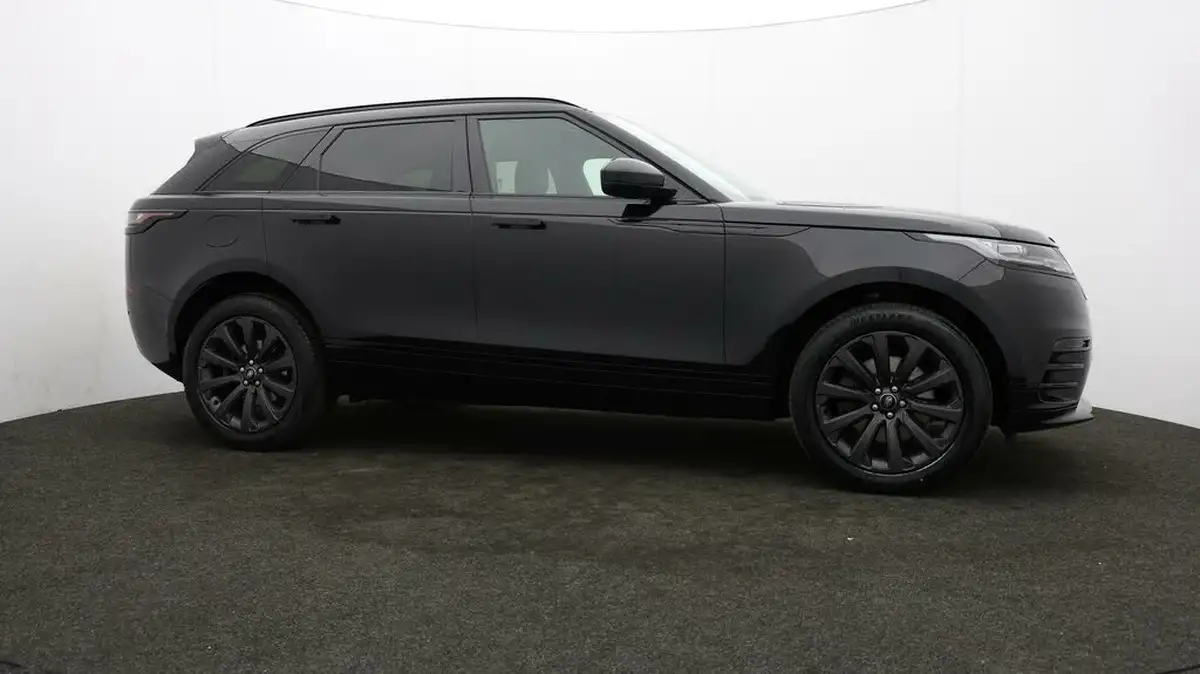 2022-land-rover-range-rover-velar-20-d200-r-dynamic-se-big-36