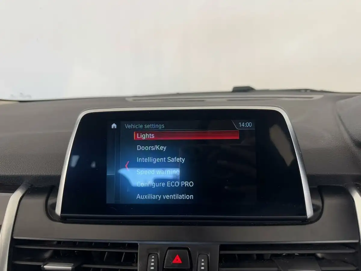 2019-bmw-2-series-20td-220d-xdrive-luxury-gran-big-38