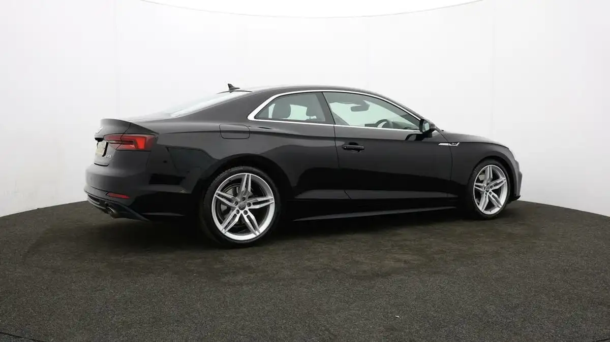 2019-audi-a5-20-35-tfsi-s-line-ss-coupe-2d-big-26