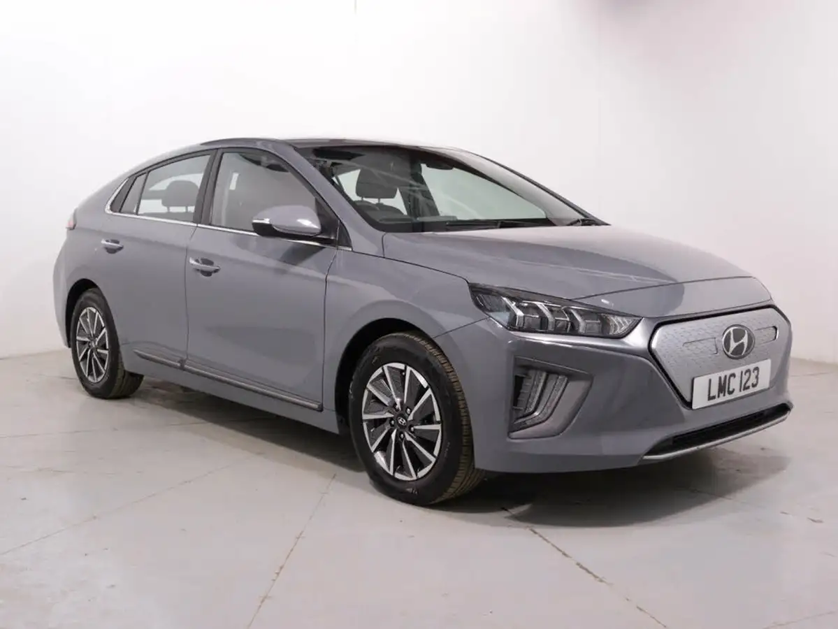 2022-hyundai-ioniq-e-premium-electric-big-0
