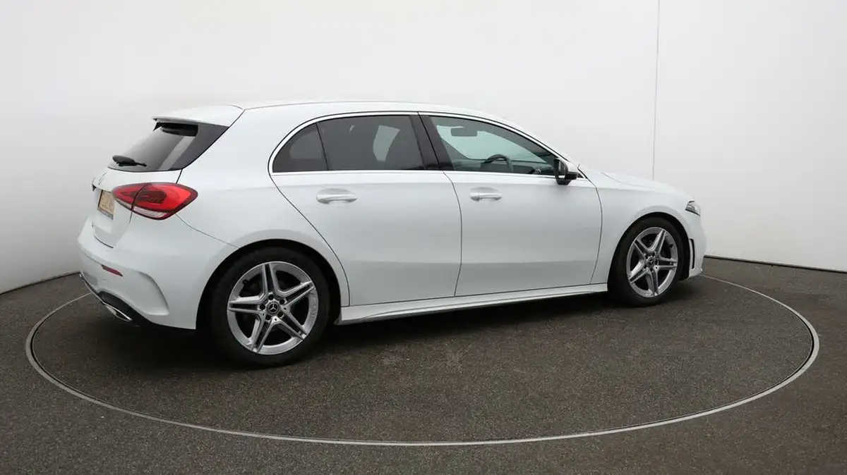 2020-mercedes-benz-a-class-13-a200-amg-line-hatchback-5d-big-42