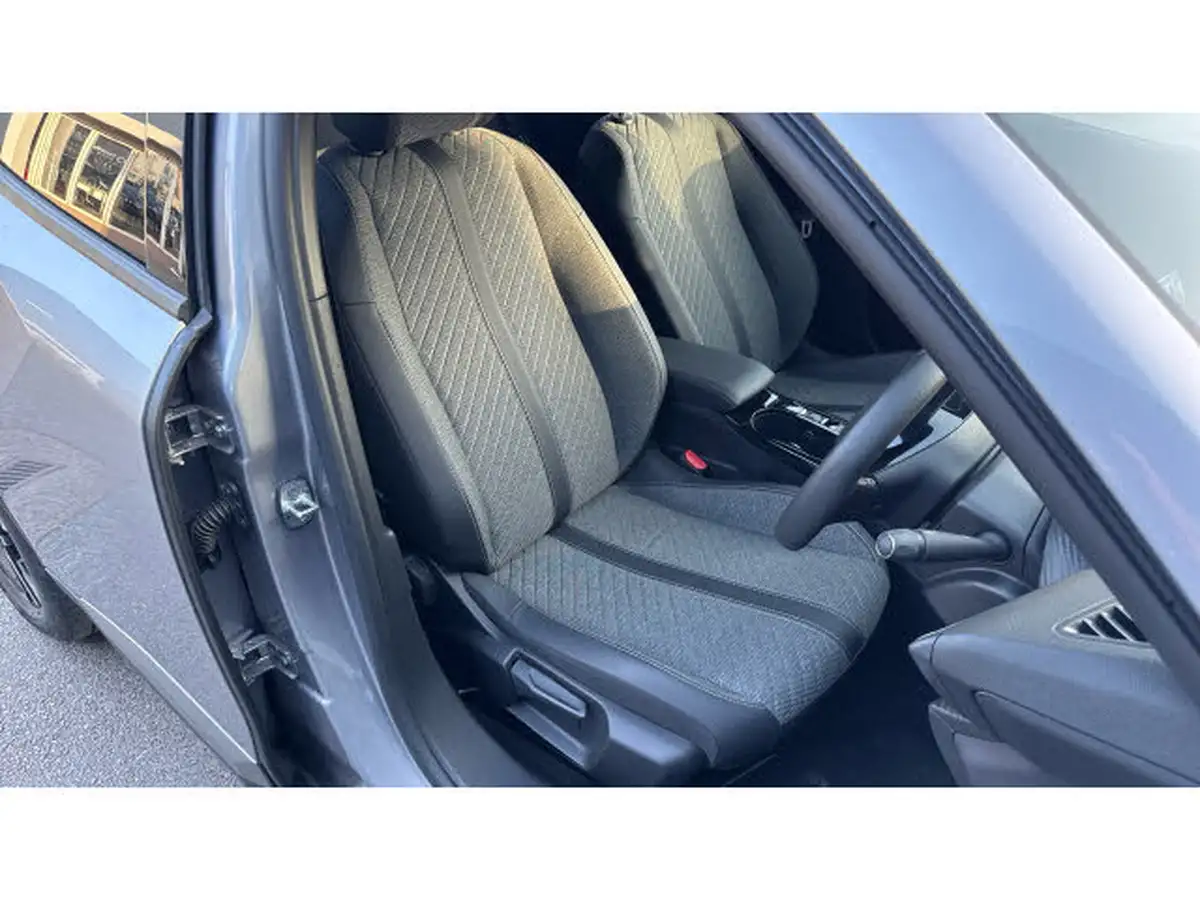 2024-peugeot-2008-suv-12-puretech-allure-130ps-big-29