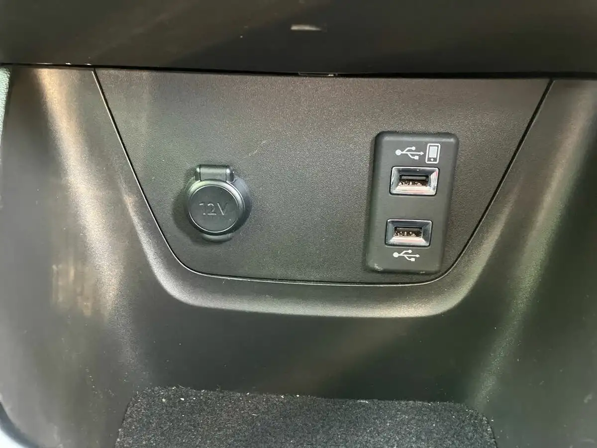 2022-vauxhall-crossland-12-ultimate-130ps-big-37