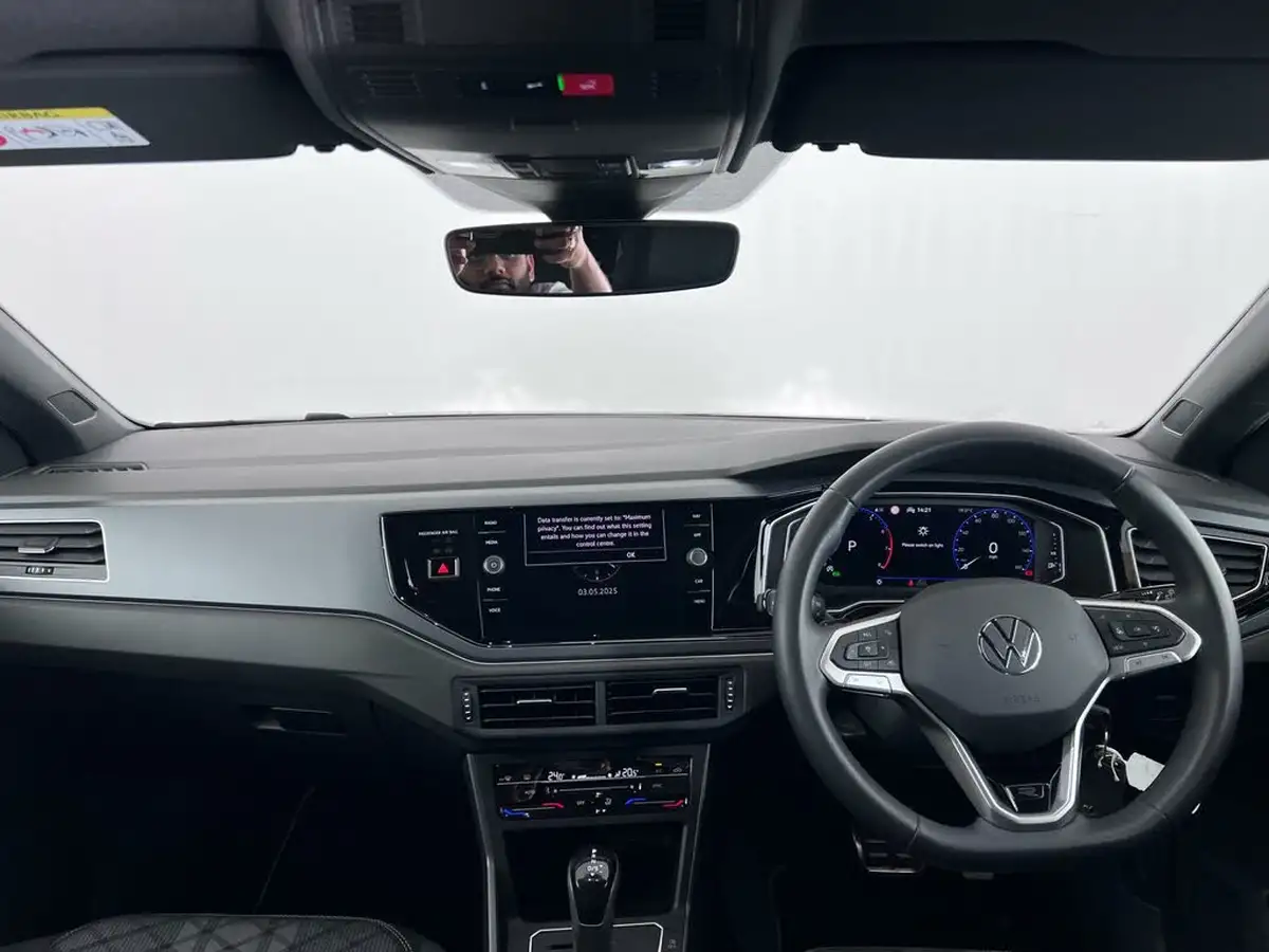 2022-volkswagen-polo-10-tsi-r-line-110ps-dsg-big-14