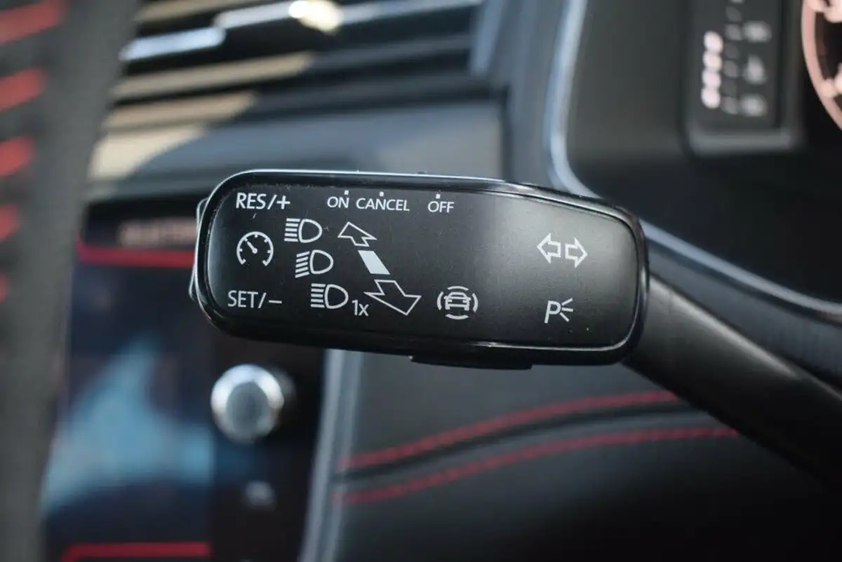 2020-seat-ibiza-10-tsi-fr-sport-115ps-big-25