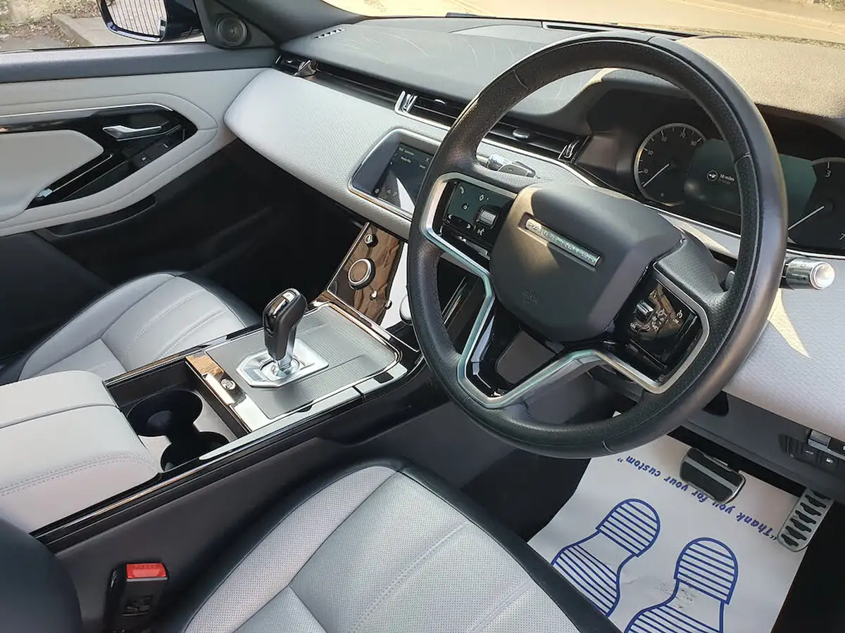 2021-land-rover-range-rover-evoque-15-p300e-r-dynamic-s-big-29