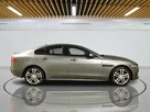 2019-jaguar-xe-small-6