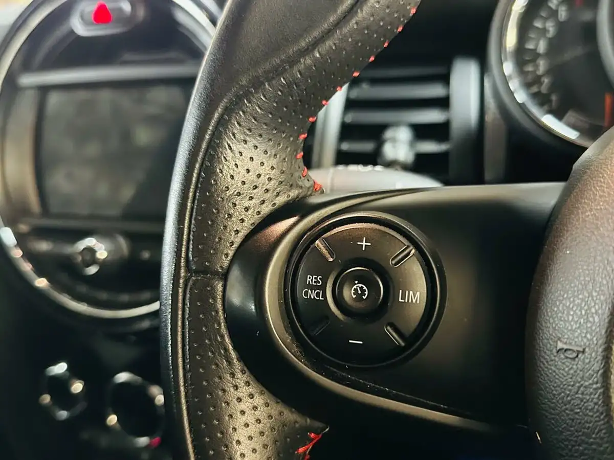 2020-mini-cooper-15-cooper-sport-hatchback-3d-big-37