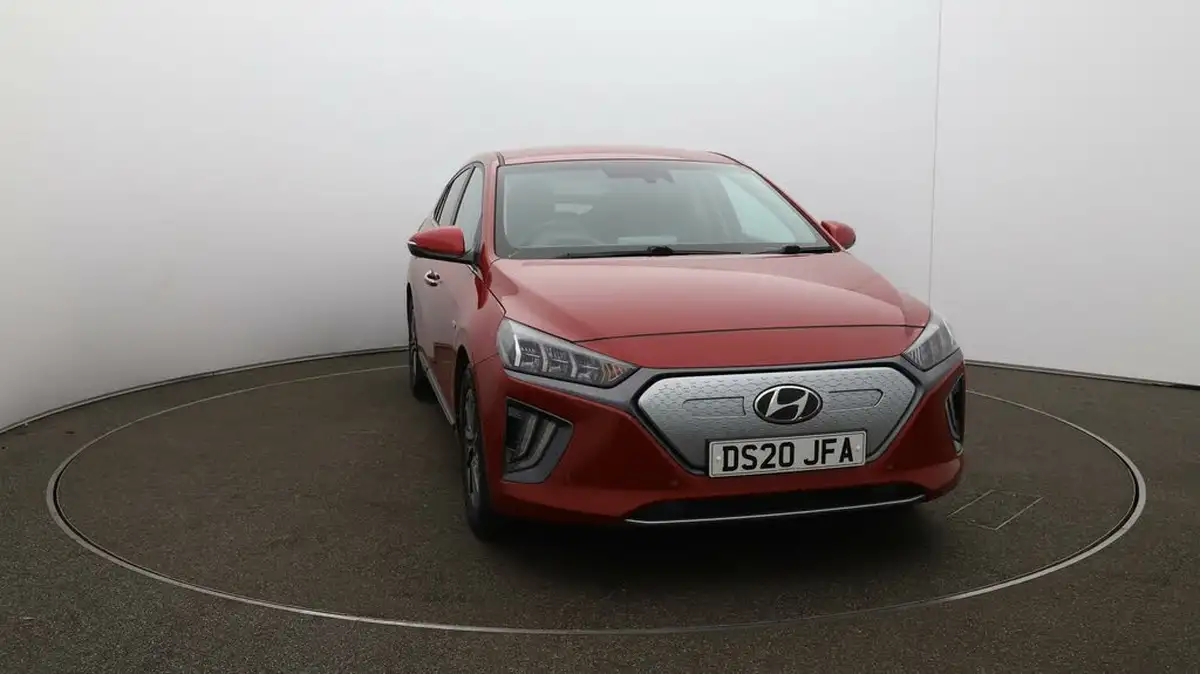2020-hyundai-ioniq-e-premium-se-electric-100kw-big-34