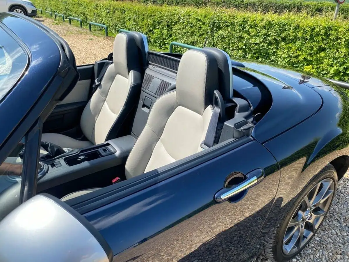 2014-mazda-mx-5-18-roadster-sport-venture-big-15