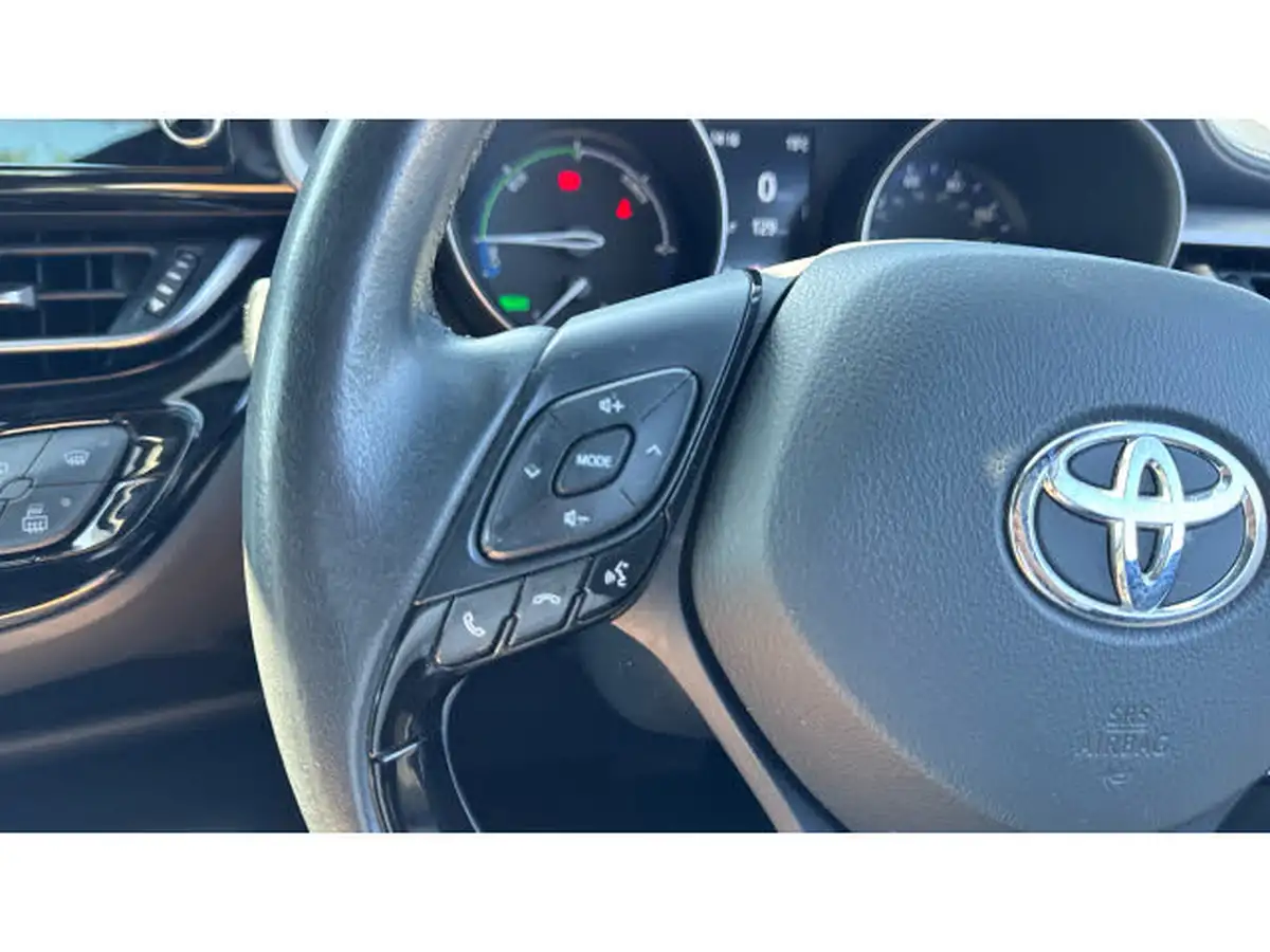 2022-toyota-c-hr-18-vvt-i-icon-big-20