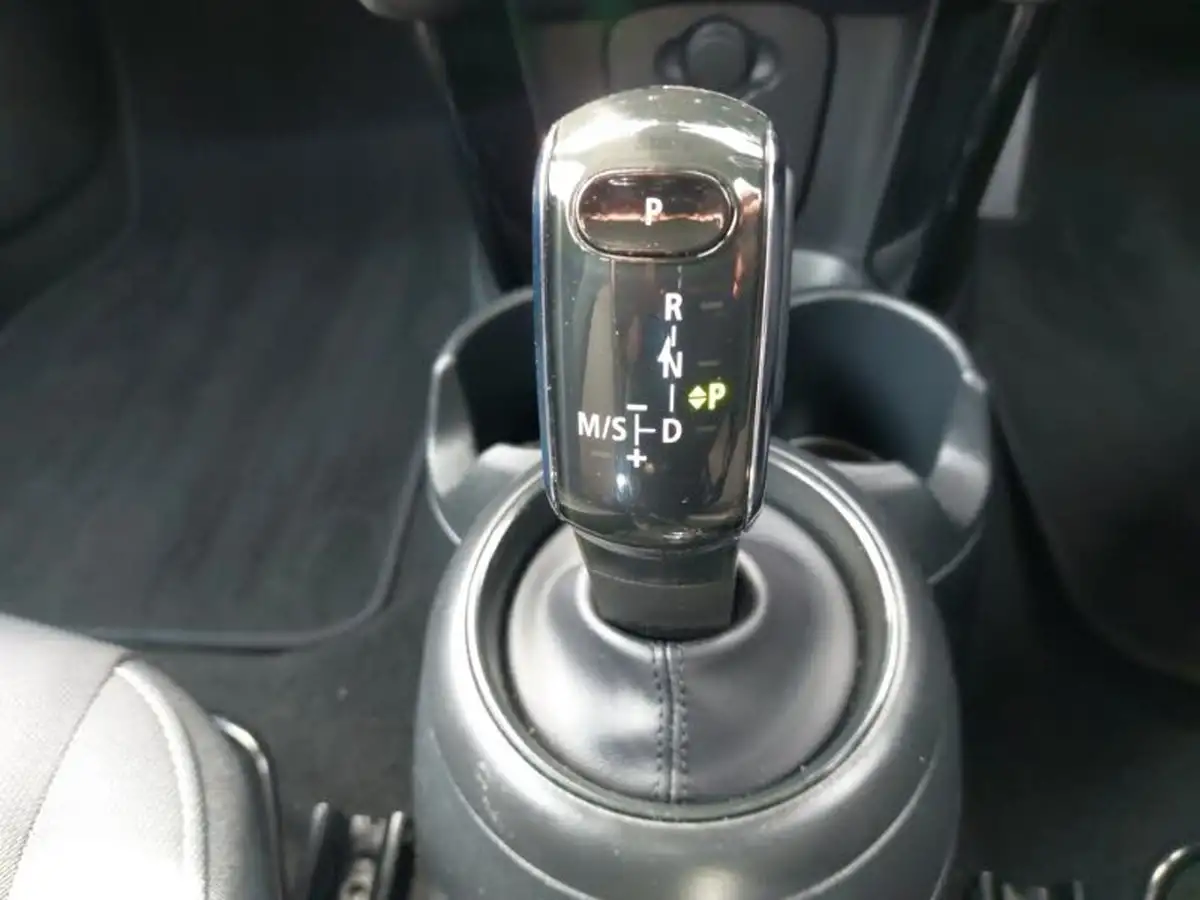 2023-mini-cooper-15-cooper-classic-premium-auto-hatchback-3d-auto-big-13