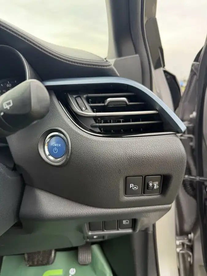 2020-toyota-c-hr-20-vvt-i-design-big-11