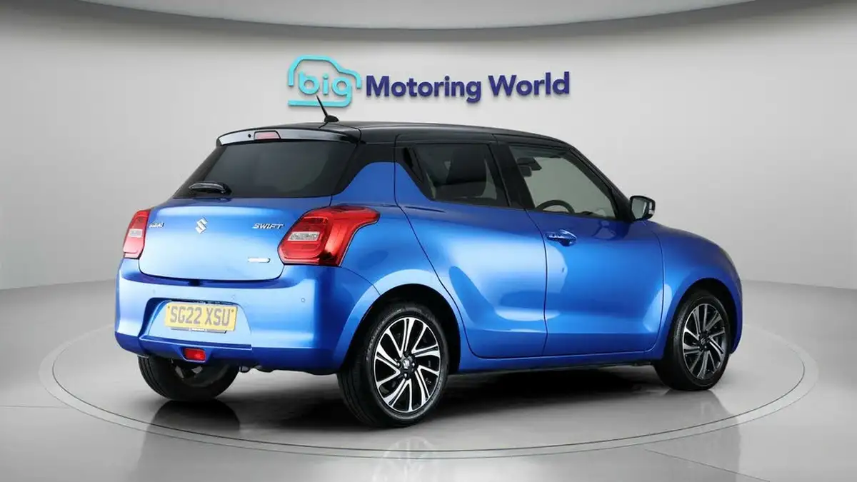 2022-suzuki-swift-12-dualjet-sz5-cvt-big-6