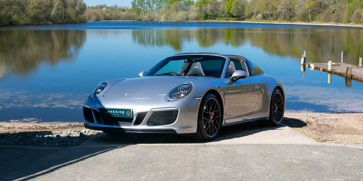 2017-porsche-911-30-targa-4-gts-pdk-big-2