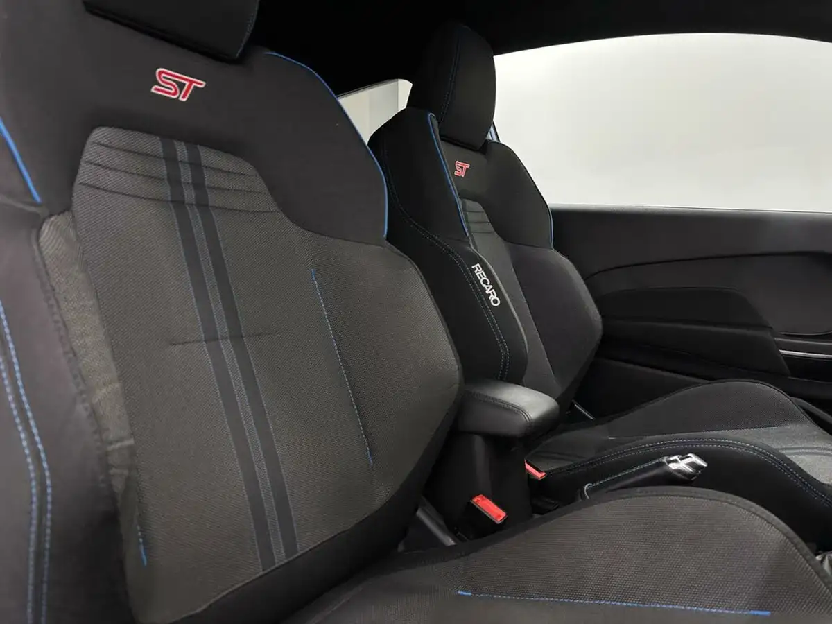 2019-ford-fiesta-15t-st-2-3d-big-27
