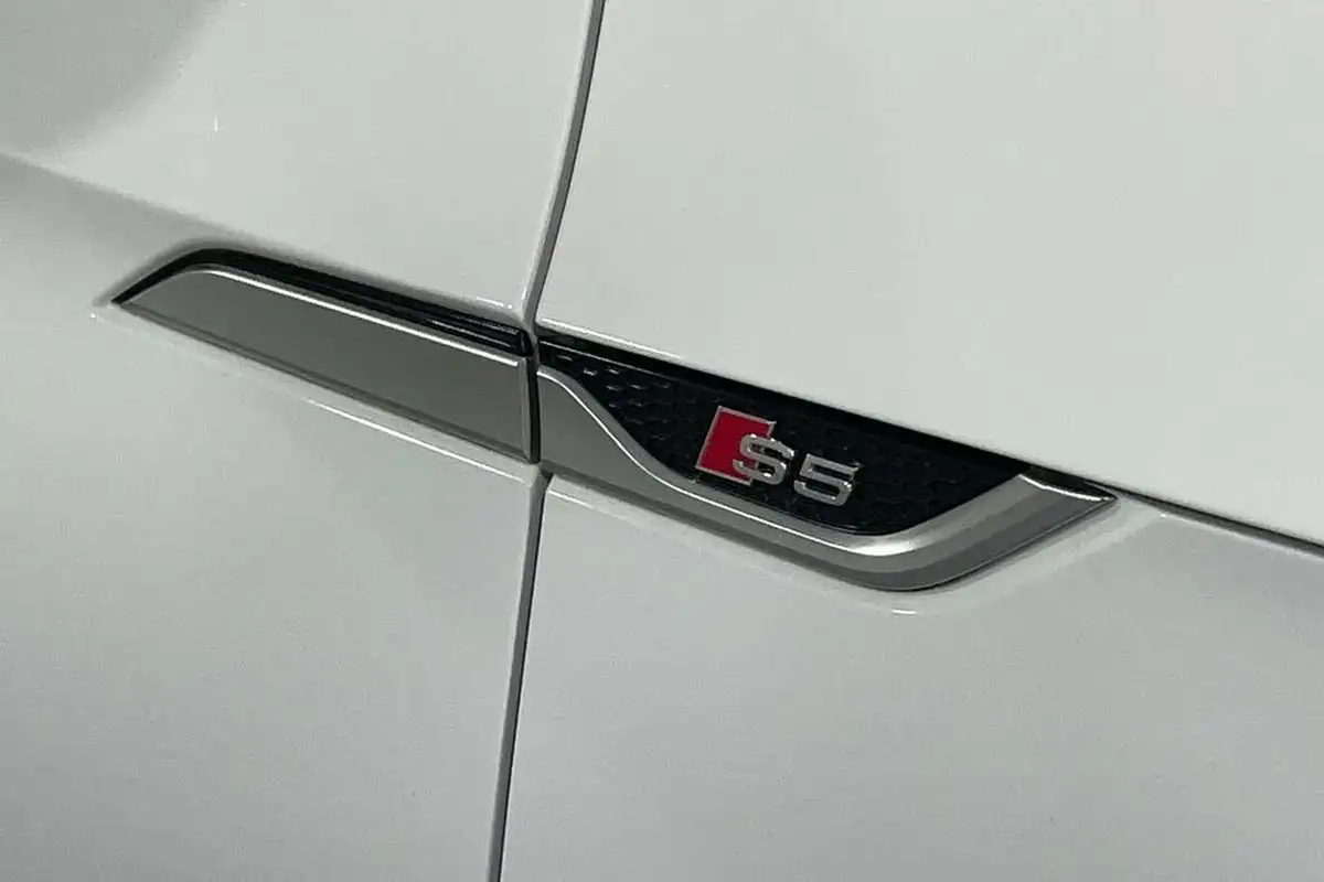 2022-audi-s5-30tdi-black-edition-sportback-5d-big-52