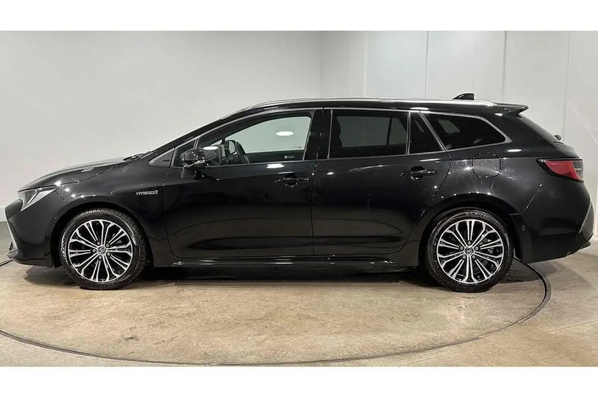 2021-toyota-corolla-18-vvt-i-excel-trk-touring-sports-big-5