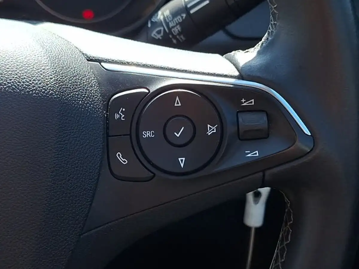 2020-vauxhall-grandland-x-12-sri-nav-auto-big-12