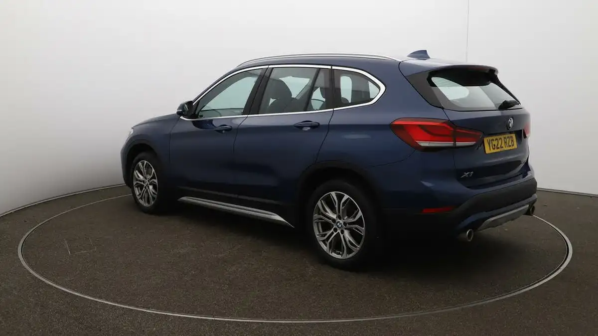2022-bmw-x1-20-xdrive20i-xline-big-56