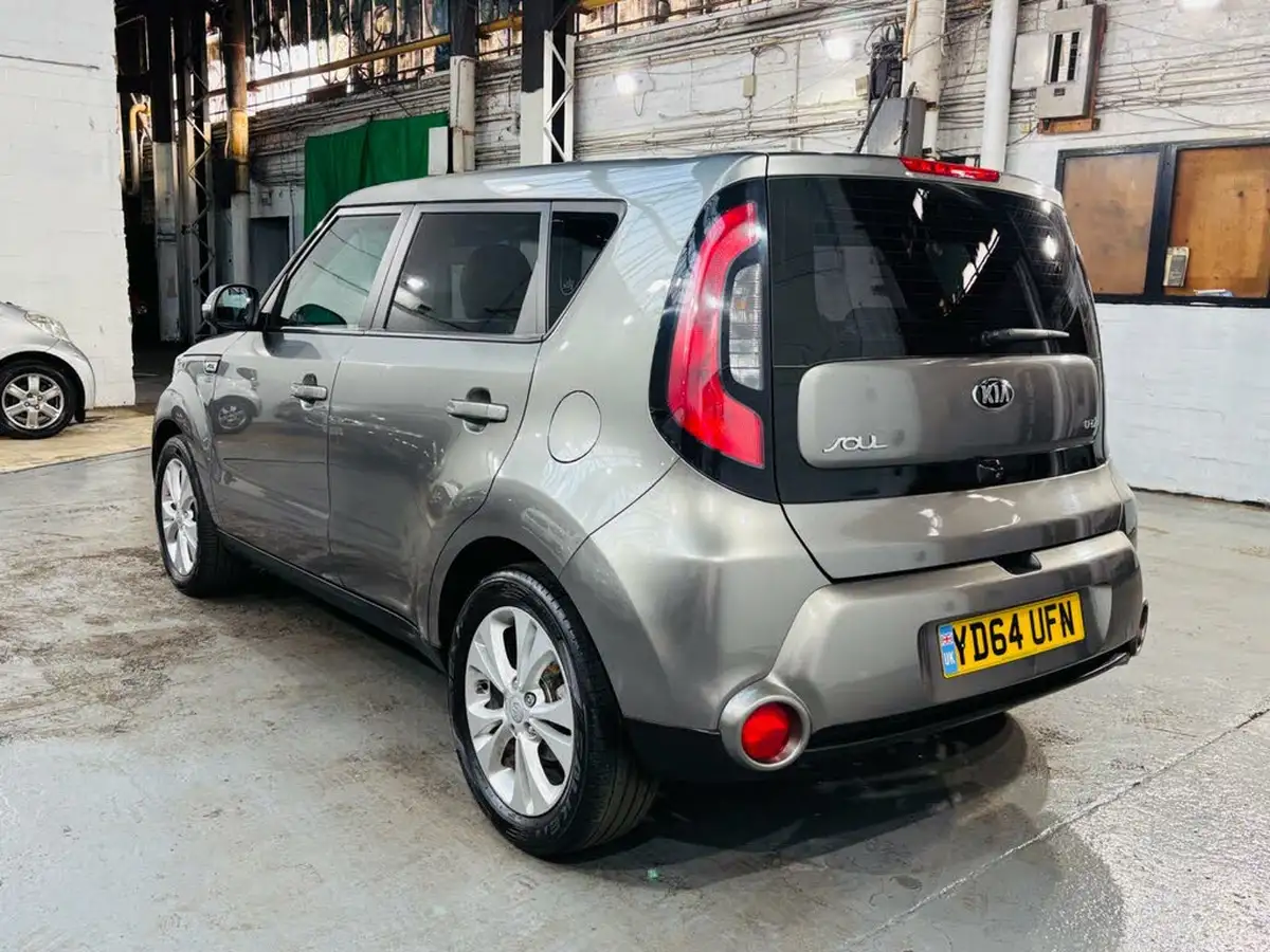 2014-kia-soul-16td-connect-auto-big-7