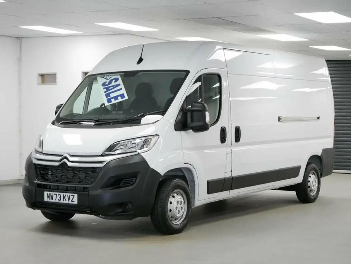 2023-citroen-relay-22bluehdi-35-l3h2-enterprise-edition-panel-big-1